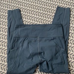 Lululemon Swift Speed 25” tight, size 8
